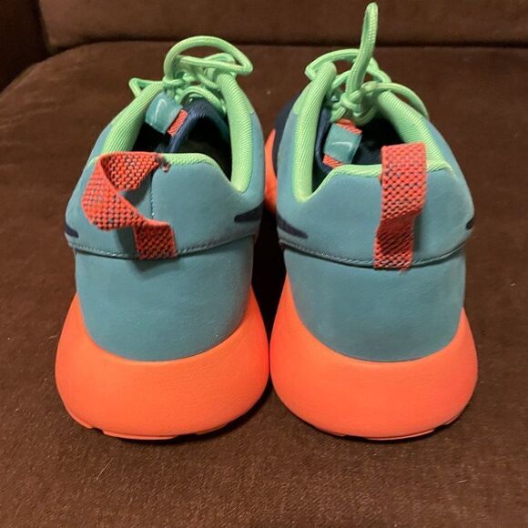 Mint condition Nike Roshe Run Unique Colorway Green Orange Blue 9.5 US 43 EUR - Picture 4 of 7